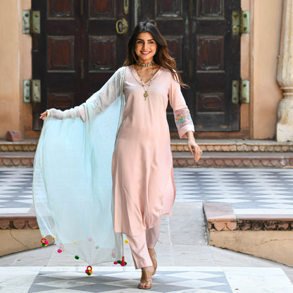 Women Embellished Straight Kurta Suit Set